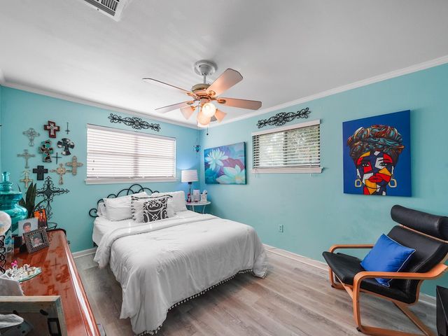 14014 Locke Lane, Houston, TX 77077