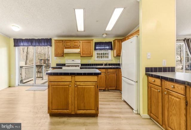 13 SCHALICK DR, Elmer, NJ 08318