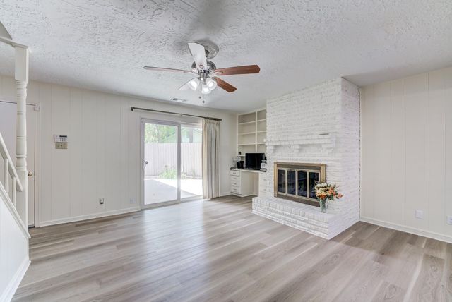 3334 Spring Valley Road, Houston, TX 77080
