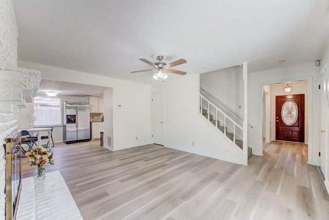 3334 Spring Valley Road, Houston, TX 77080