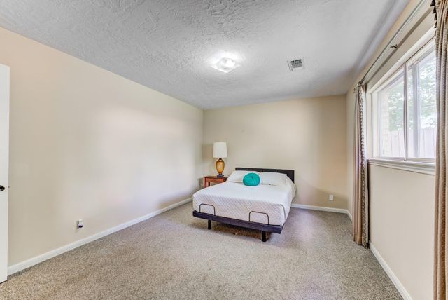 3334 Spring Valley Road, Houston, TX 77080