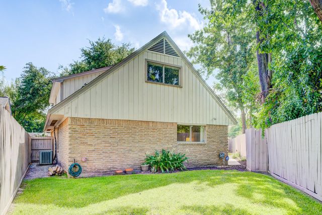 3334 Spring Valley Road, Houston, TX 77080