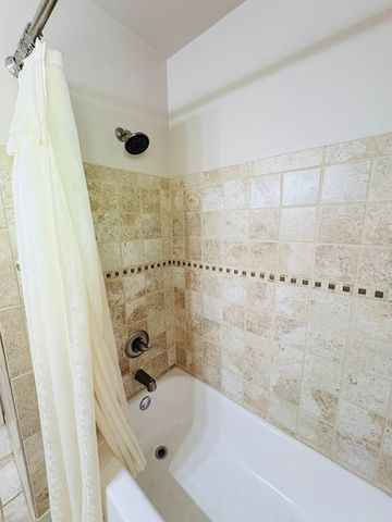 2434 Racetrack Rd, Youngwood, PA 15672