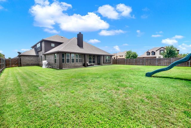 6300 Sudbury Lane, Mesquite, TX 75181