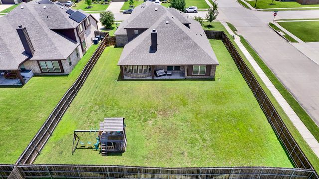 6300 Sudbury Lane, Mesquite, TX 75181