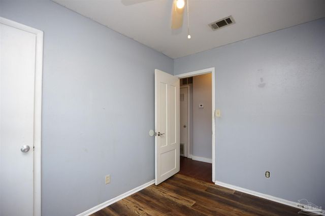 4655 Kimberly Dr, Pensacola, FL 32526