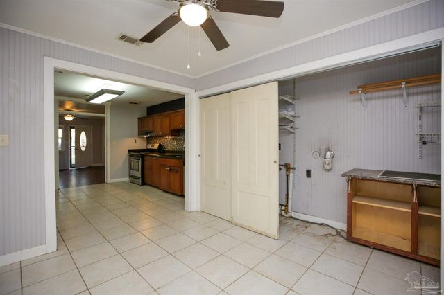 4655 Kimberly Dr, Pensacola, FL 32526