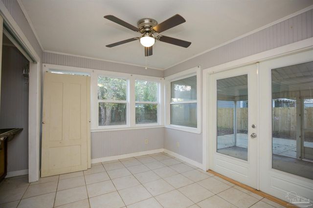 4655 Kimberly Dr, Pensacola, FL 32526