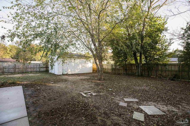 4655 Kimberly Dr, Pensacola, FL 32526