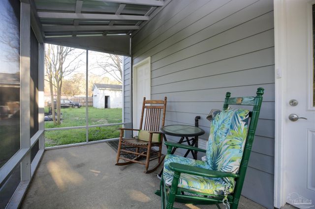 4655 Kimberly Dr, Pensacola, FL 32526