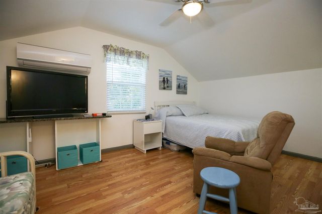 4655 Kimberly Dr, Pensacola, FL 32526