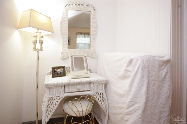 4655 Kimberly Dr, Pensacola, FL 32526