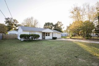 4655 Kimberly Dr, Pensacola, FL 32526