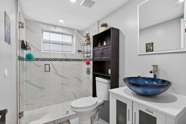 3330 NW 69TH Street, Fort Lauderdale, FL 33309