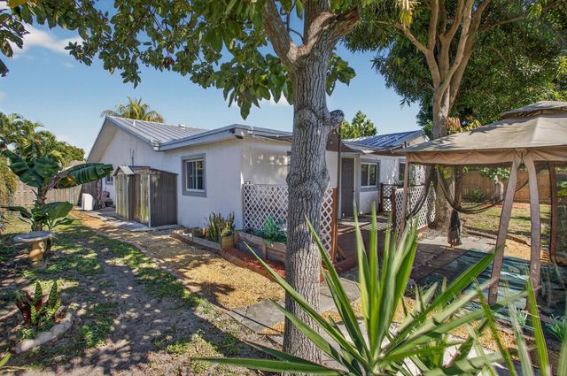 3330 NW 69TH Street, Fort Lauderdale, FL 33309