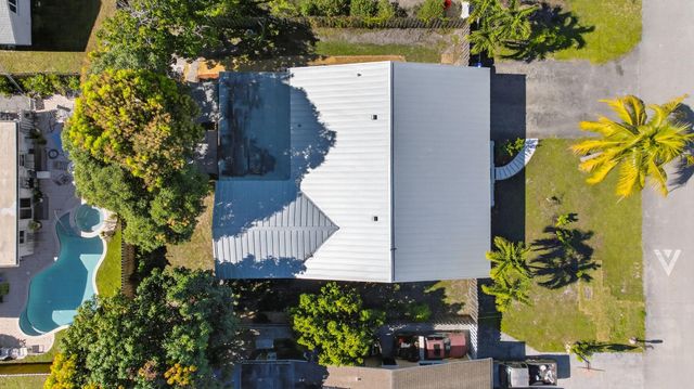 3330 NW 69TH Street, Fort Lauderdale, FL 33309