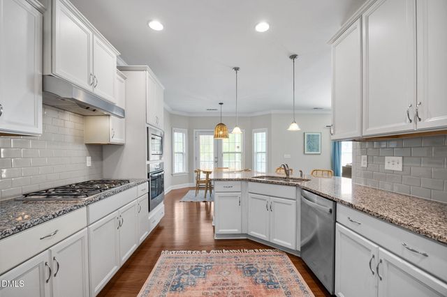 400 Walker Ranch Drive, Fuquay Varina, NC 27526