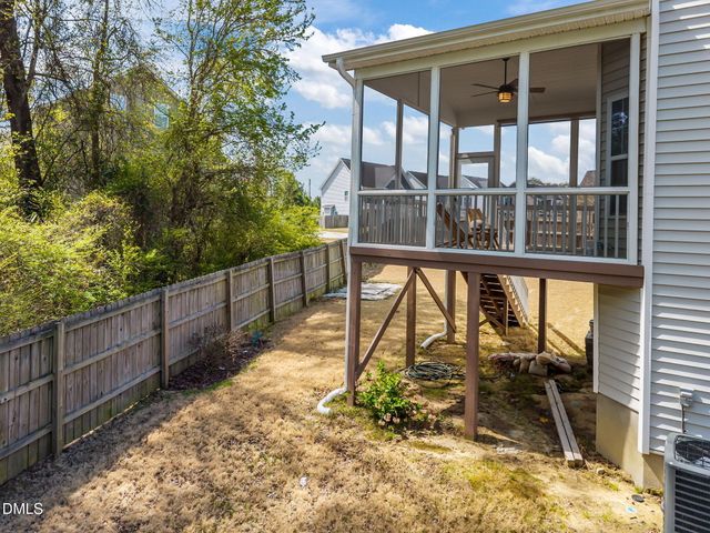 400 Walker Ranch Drive, Fuquay Varina, NC 27526