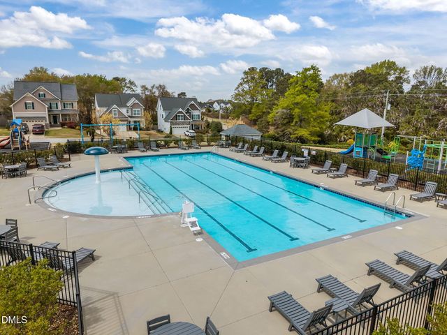 400 Walker Ranch Drive, Fuquay Varina, NC 27526