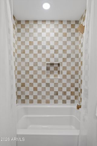 16436 N 40TH Place, Phoenix, AZ 85032