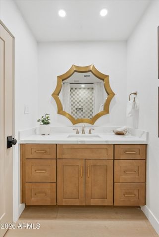 16436 N 40TH Place, Phoenix, AZ 85032