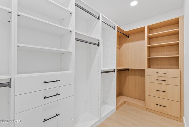 16436 N 40TH Place, Phoenix, AZ 85032