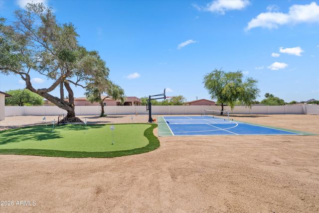 16436 N 40TH Place, Phoenix, AZ 85032