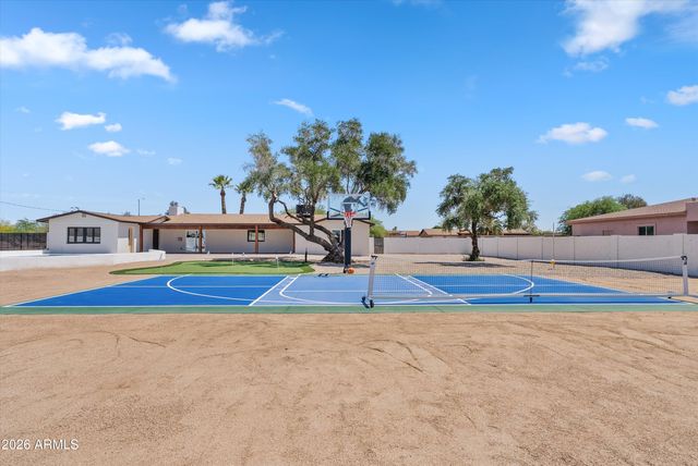 16436 N 40TH Place, Phoenix, AZ 85032
