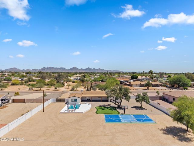 16436 N 40TH Place, Phoenix, AZ 85032