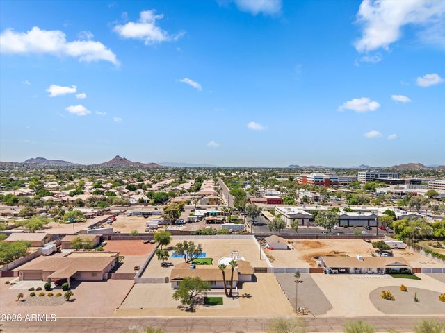 16436 N 40TH Place, Phoenix, AZ 85032