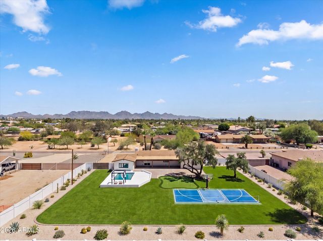 16436 N 40TH Place, Phoenix, AZ 85032