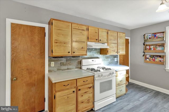 148 MAIN ST, Mohnton, PA 19540