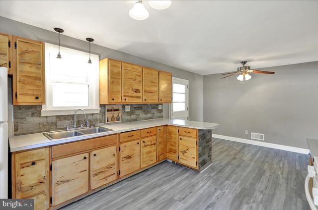 148 MAIN ST, Mohnton, PA 19540