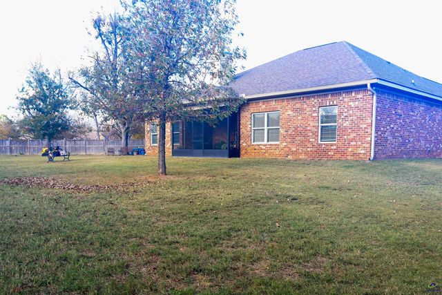 107 Weschester Trail, Kathleen, GA 31047