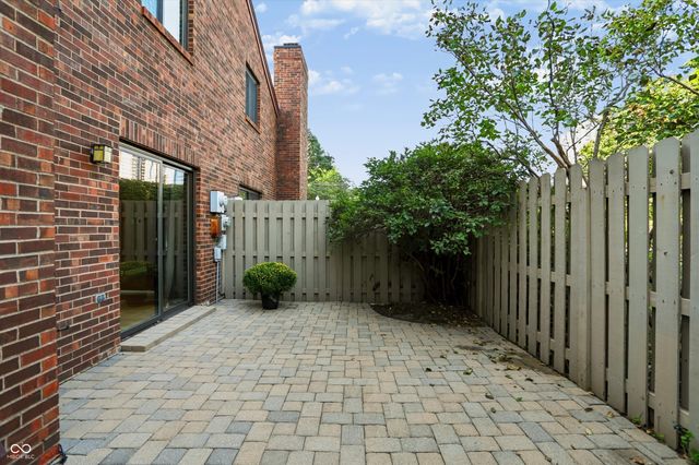 403 E Arch Street, Indianapolis, IN 46202