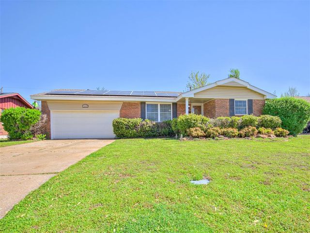 2104 Clary Drive, Midwest City, OK 73110