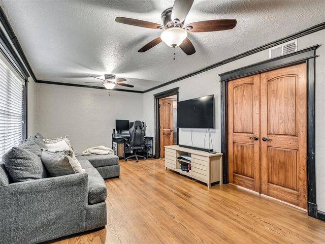 2104 Clary Drive, Midwest City, OK 73110