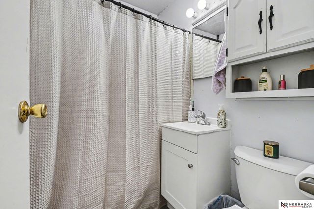 7330 Ira Court, La Vista, NE 68128