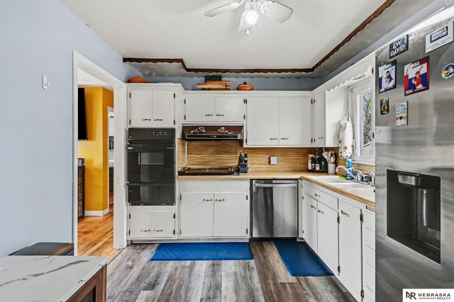 7330 Ira Court, La Vista, NE 68128