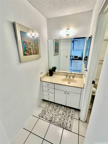 1920 Ala Moana Boulevard 1606, Honolulu, HI 96815