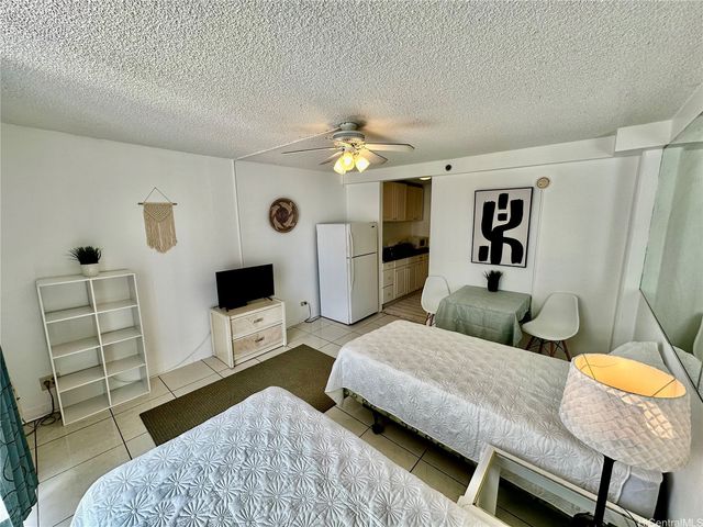 1920 Ala Moana Boulevard 1606, Honolulu, HI 96815