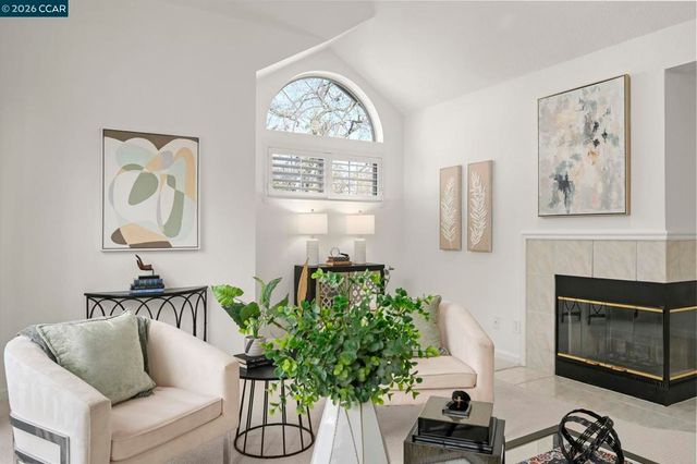 57 57 Danville Oak Pl, Danville, CA 94526