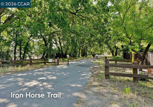 57 57 Danville Oak Pl, Danville, CA 94526