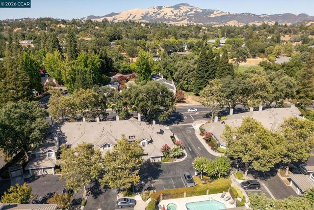 57 57 Danville Oak Pl, Danville, CA 94526