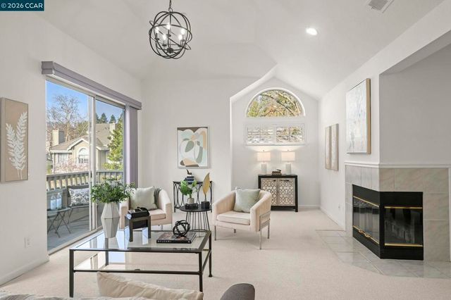 57 57 Danville Oak Pl, Danville, CA 94526