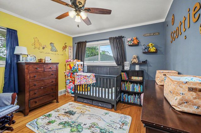 21060 Suffolk Street, Clinton Twp, MI 48035