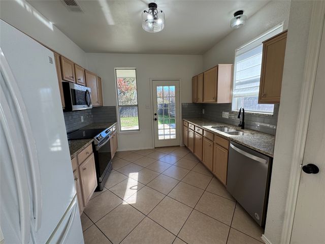 4432 Park Creek Court, Fort Worth, TX 76137