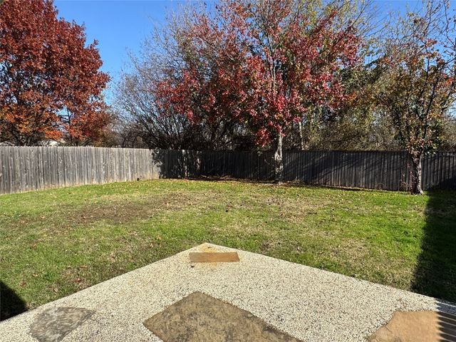 4432 Park Creek Court, Fort Worth, TX 76137