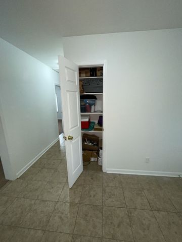 1023 E Saunders Rd, Dothan, AL 36301