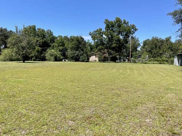 1023 E Saunders Rd, Dothan, AL 36301